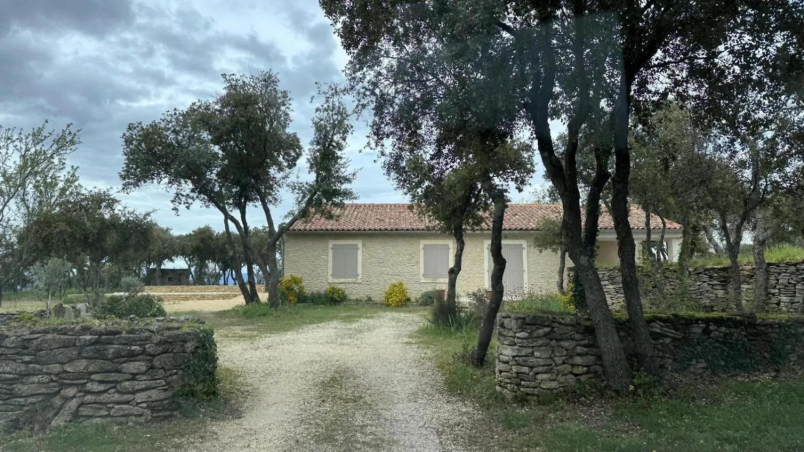 Cabanon En Luberon Villa Bonnieux France